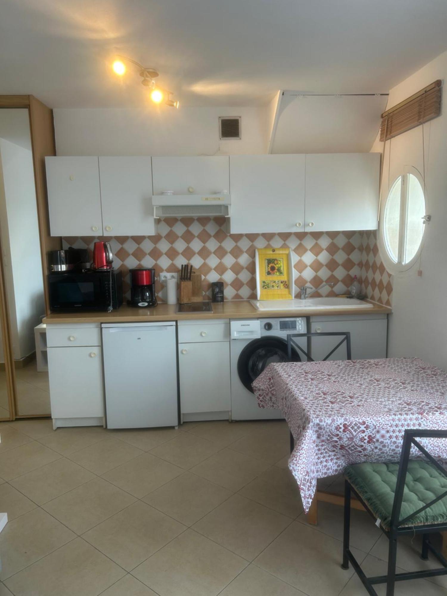 Appartement Centre Du Village Cassis Bagian luar foto