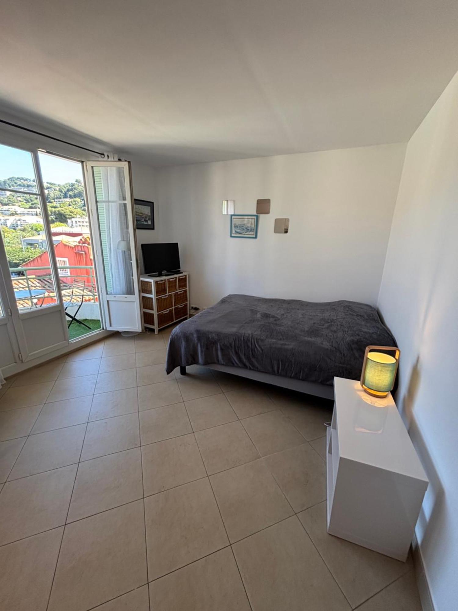 Appartement Centre Du Village Cassis Bagian luar foto